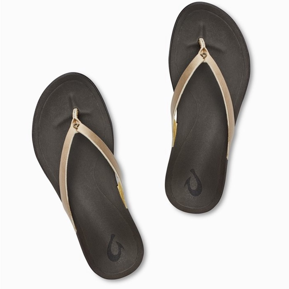 Women's OluKai® Ho'ōpio Leather Sandals size 6